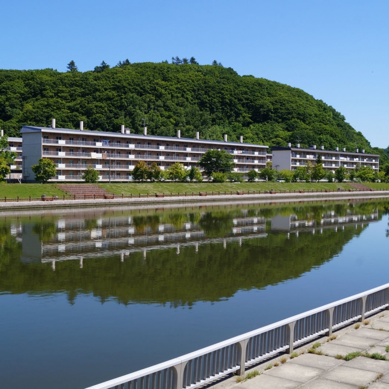 Река Абасири в  районе одноименной тюрьмы; Хоккайдо