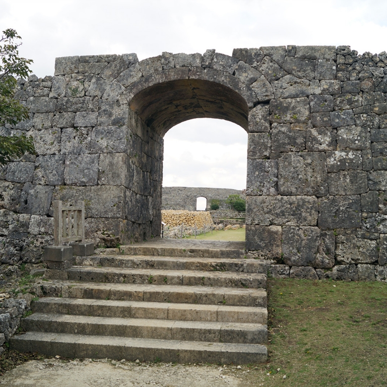 Развалины замка Кацурэн, Окинава