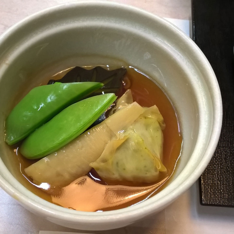 Нимоно - вареные овощи - часть ужина в рёкане; Сидзуока