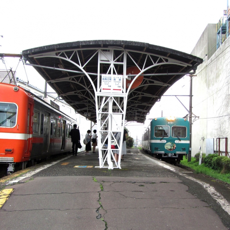 Городская железная дорога Гакунан в г.Фудзи; Сидзуока