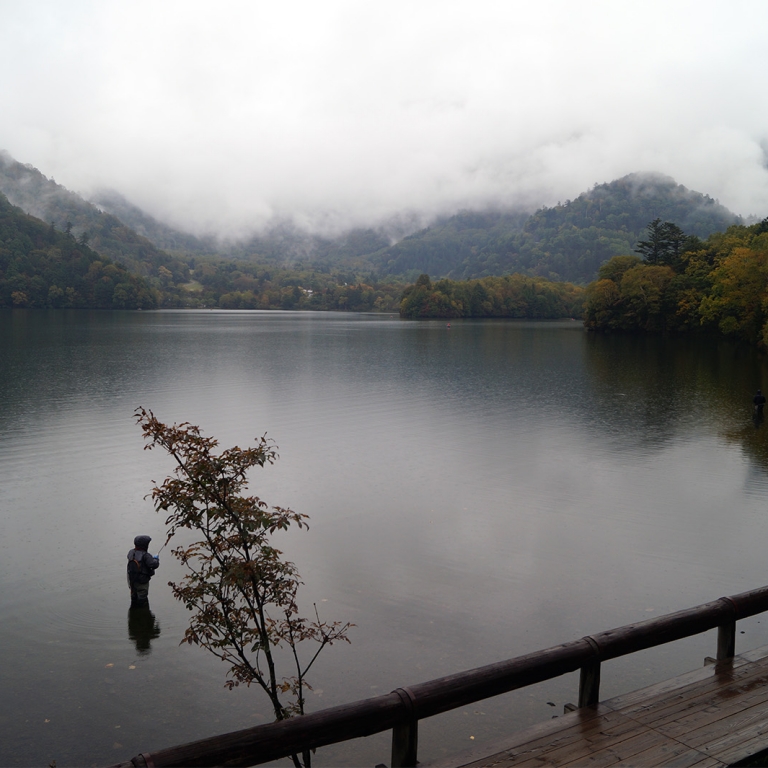 Озеро Юноко осенью, Тотиги