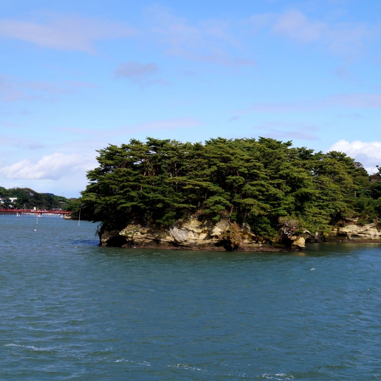 Один из тысяч островов в Мацусима; Мияги