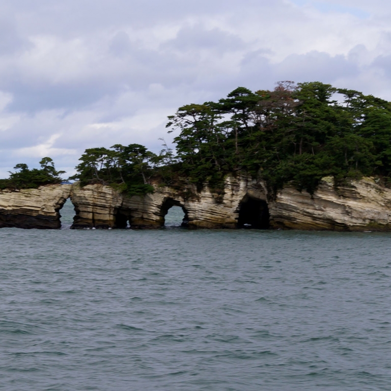 Остров с водными коридорами в Мацусима; Мияги