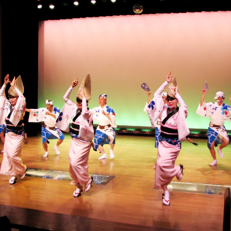 Самый известный танец Японии - АваОдори; Токусима